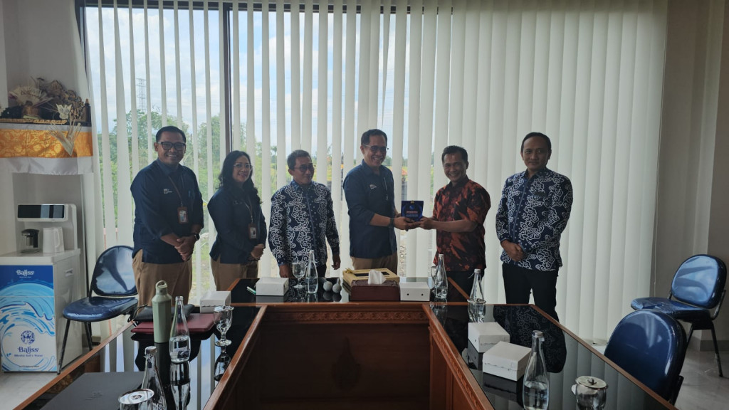 Kunjungan Kerja DPRD Komisi C Kabupaten Pekalongan beserta Perumdam tirta Kajen Kabupaten Pekalongan